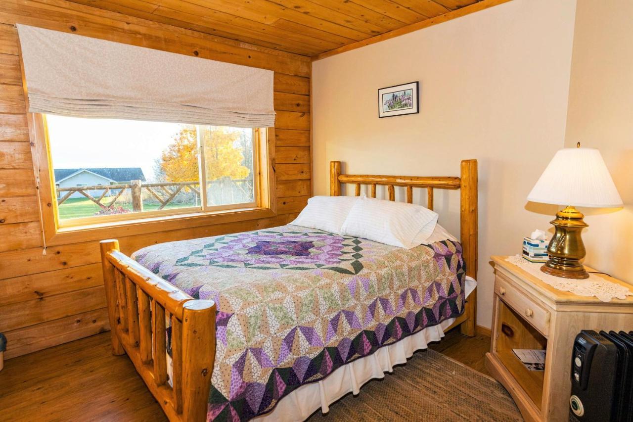 Juneberry Lodge ホーマー エクステリア 写真
